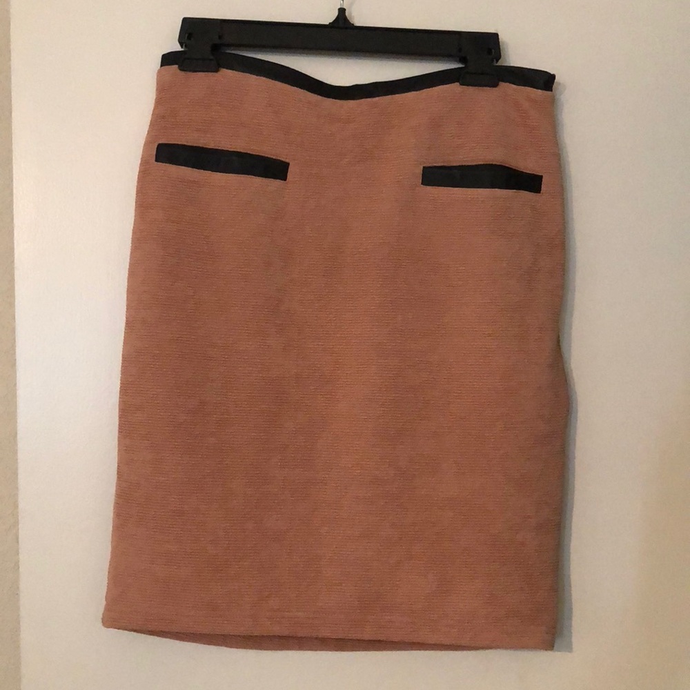 Pencil skirt
